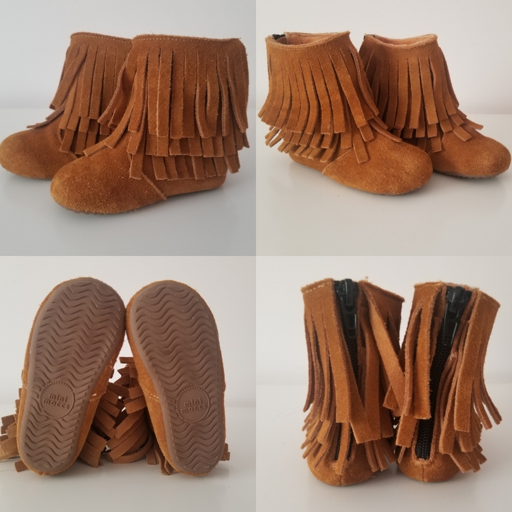 Mini Moccs brown fringe boots